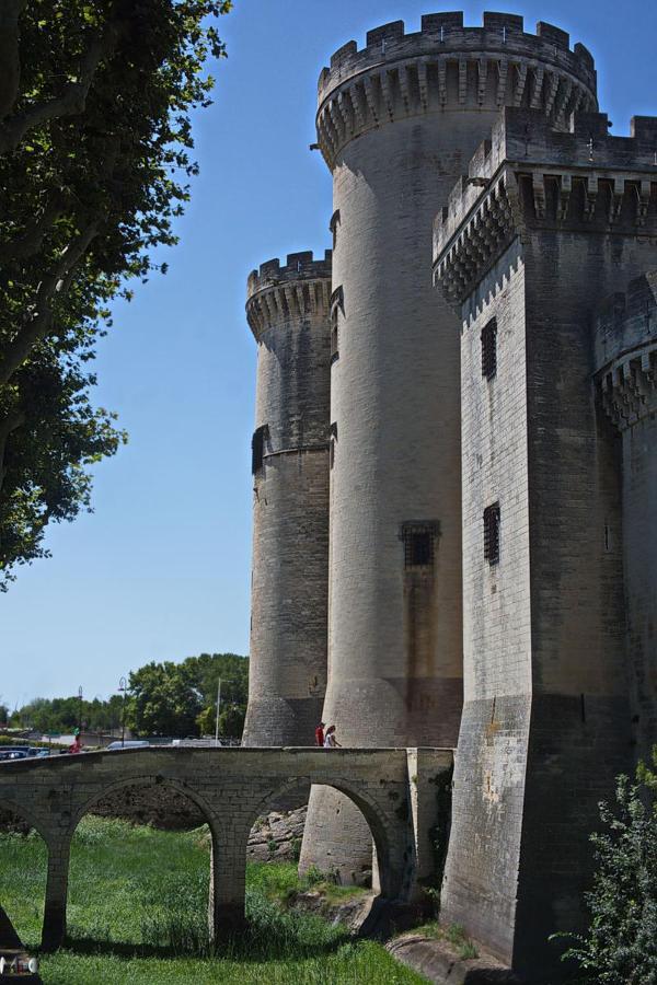 Le Mas Saint Jean Mézoargues Buitenkant foto